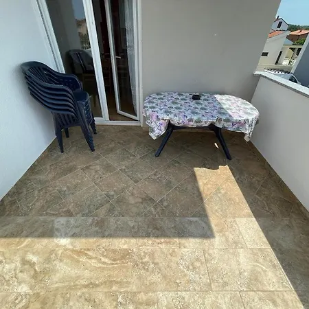 Apartman Ivana With The Pool Rovinjsko Selo