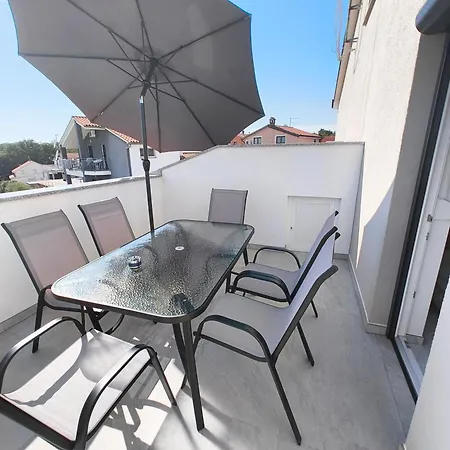 Apartman Ivana With The Pool *