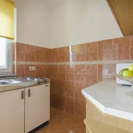Apartman Ivana With The Pool